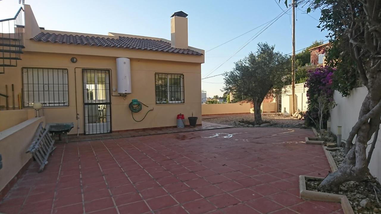 Guesthouse En Coveta Fuma- El Campello Exterior photo